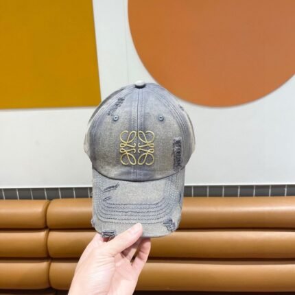 Loewe Hats